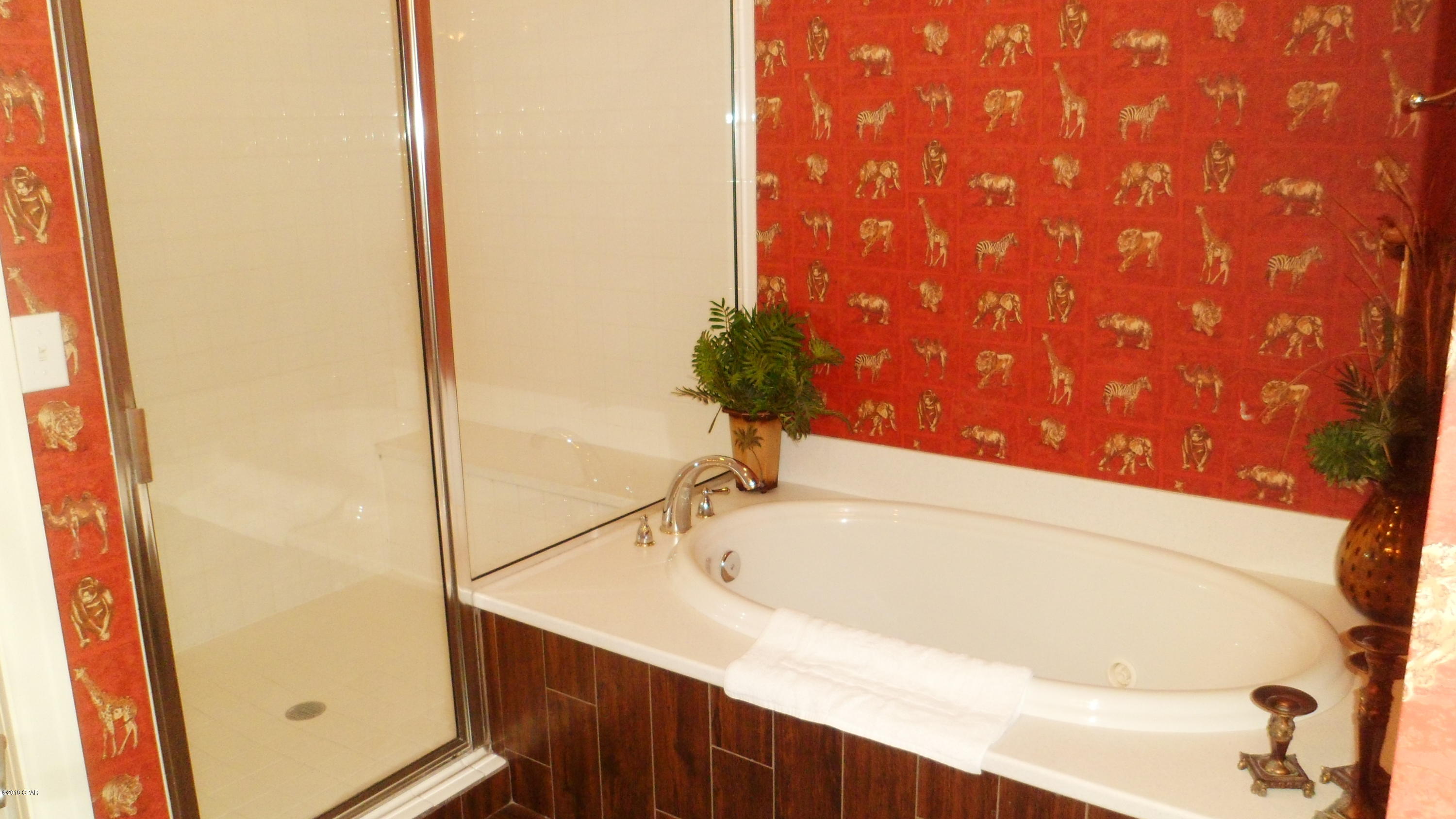 En Soleil Condo - Residential