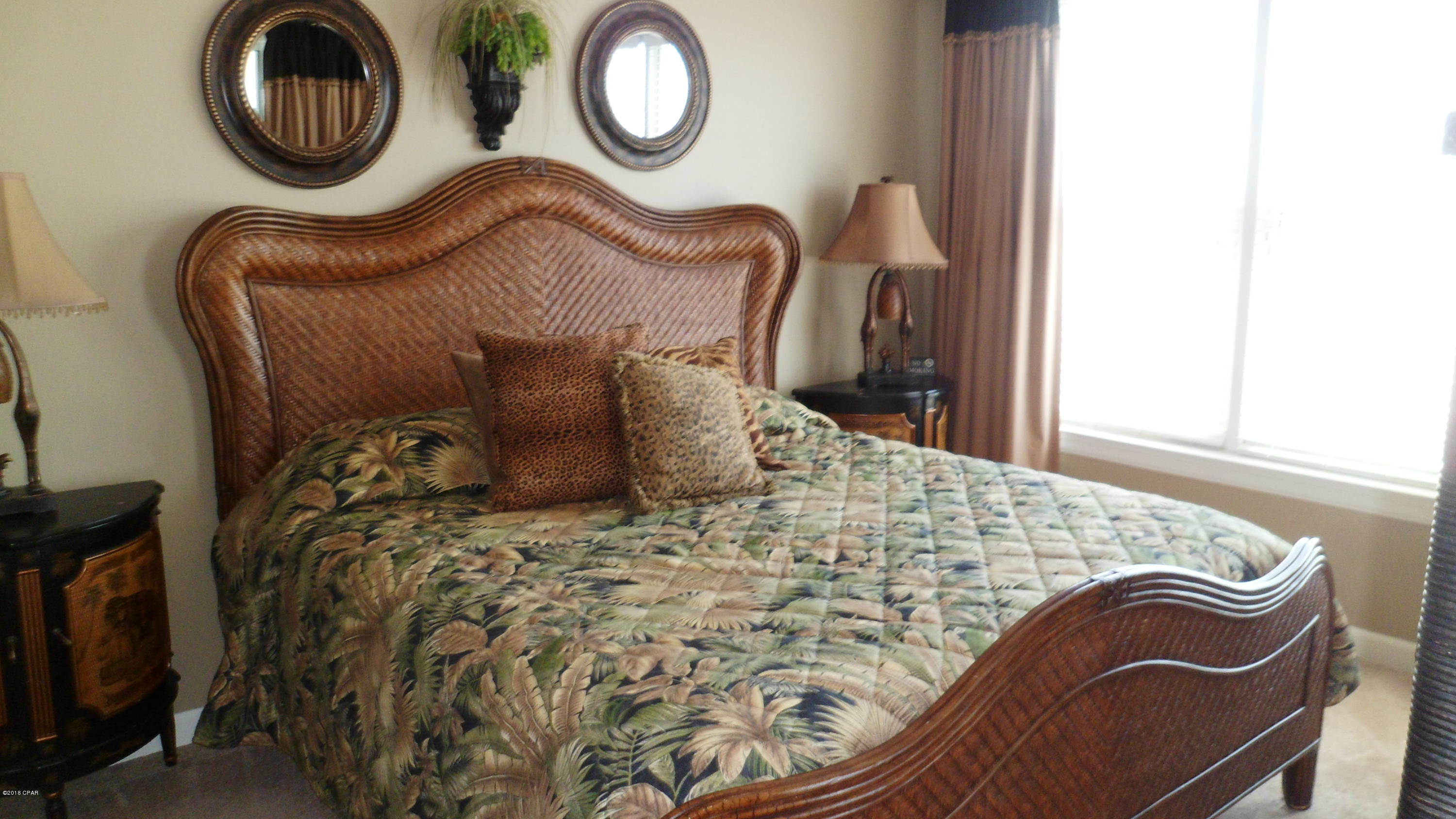 En Soleil Condo - Residential