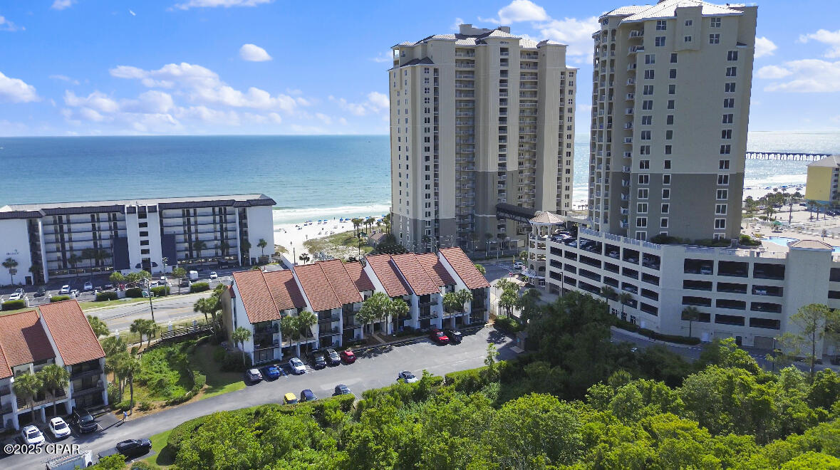 Edgewater Golf Villas V-C - Residential