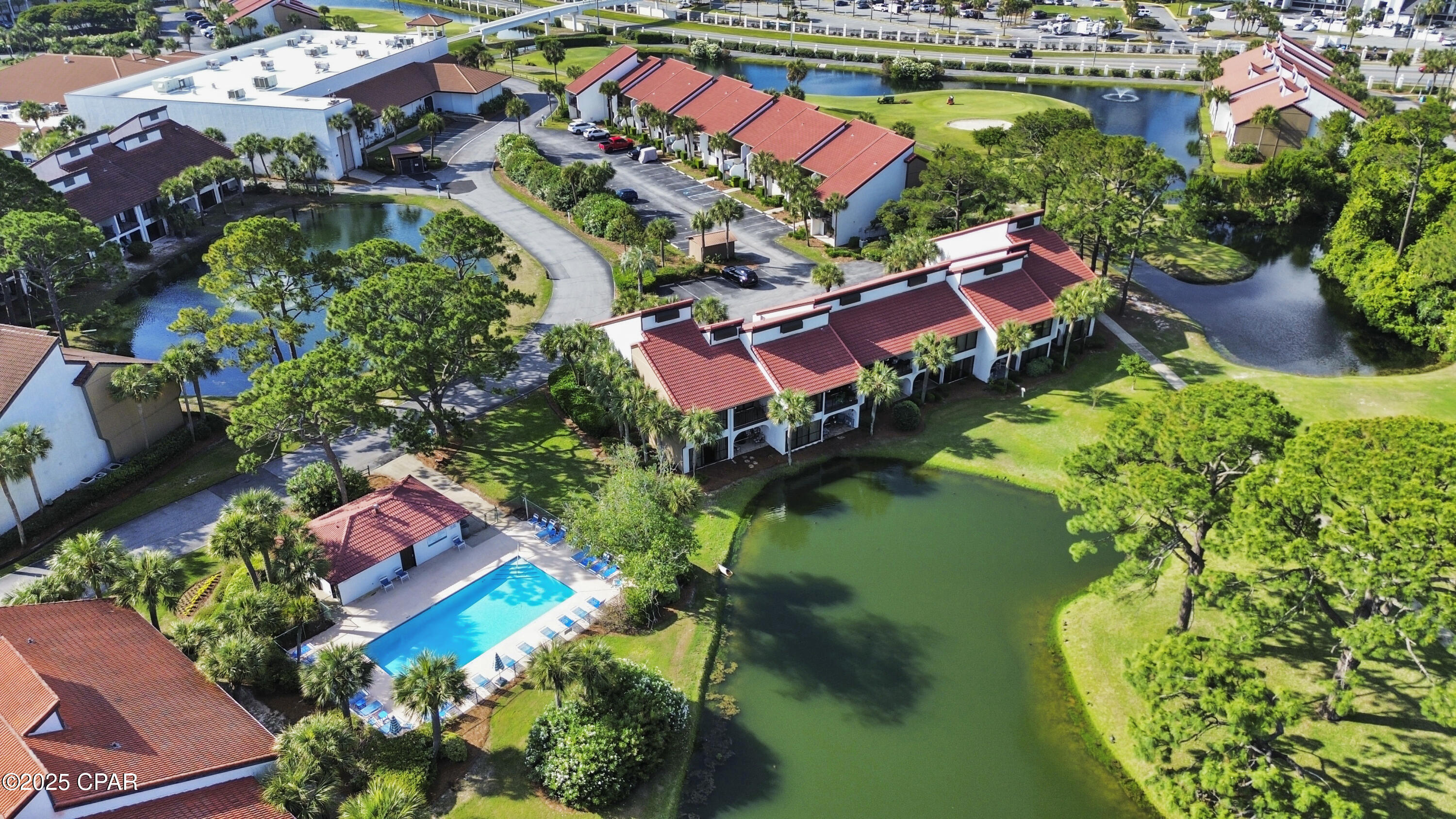 Edgewater Golf Villas V-C - Residential