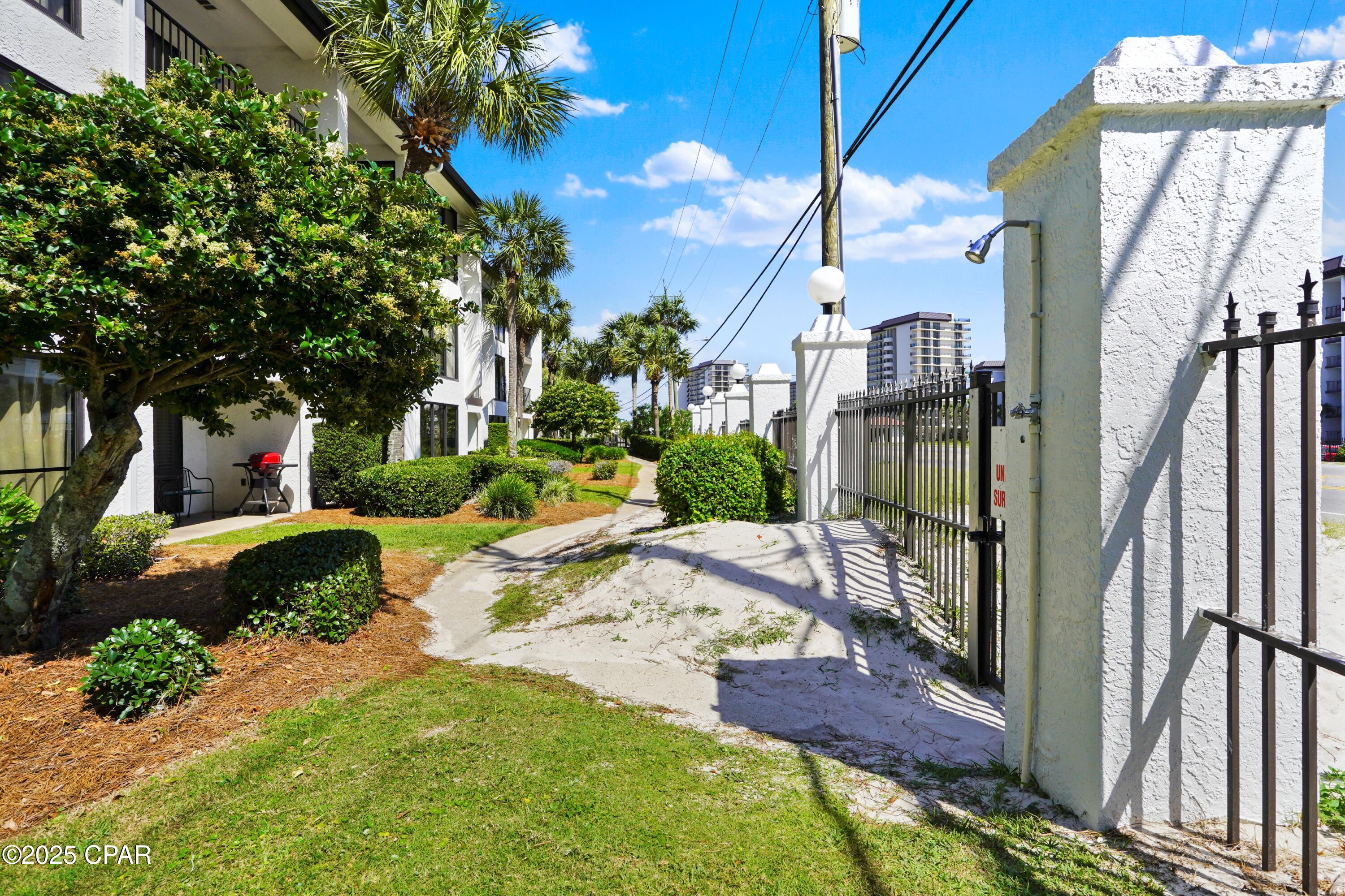 Edgewater Golf Villas V-C - Residential