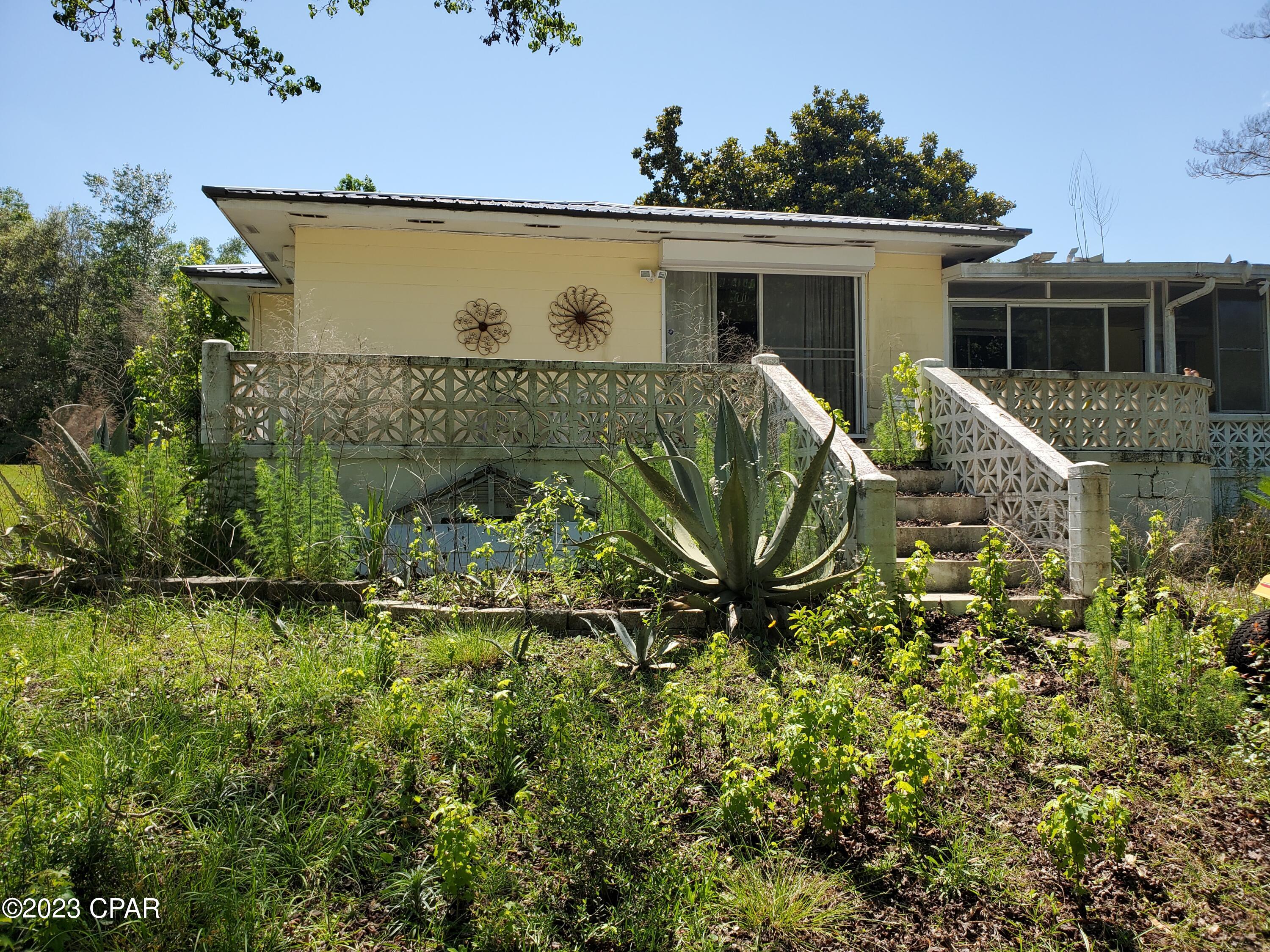 Sunny Hills Unit 4 - Residential