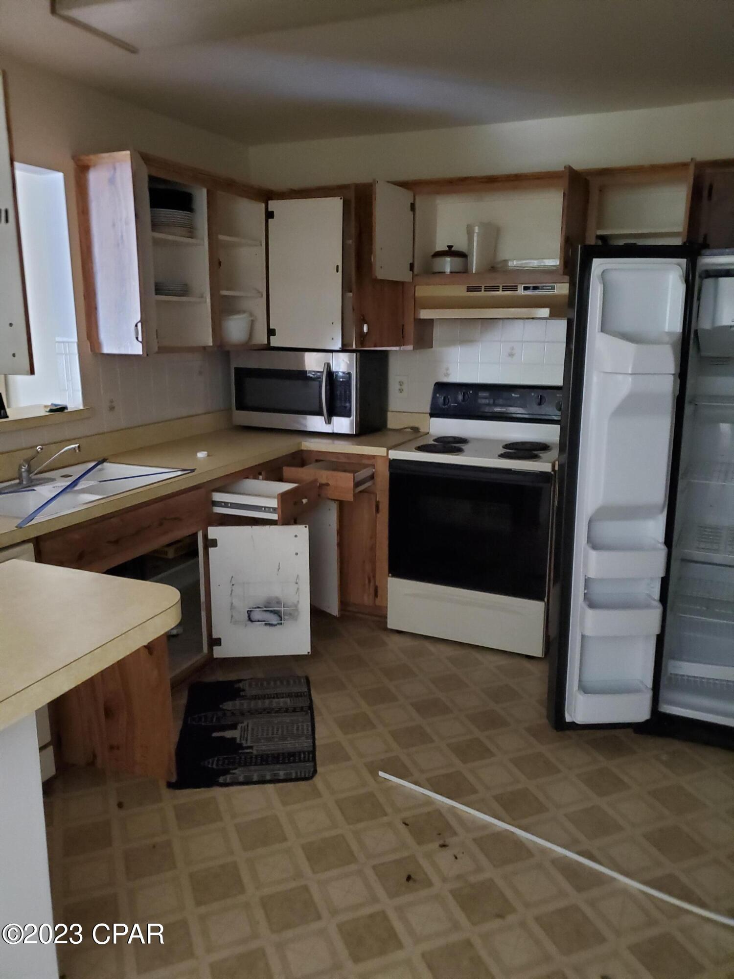 Sunny Hills Unit 4 - Residential