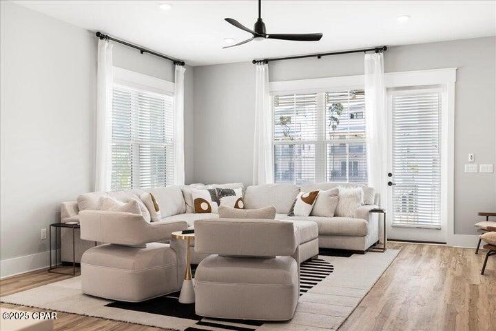 [No Recorded Subdiv] - Residential Lease