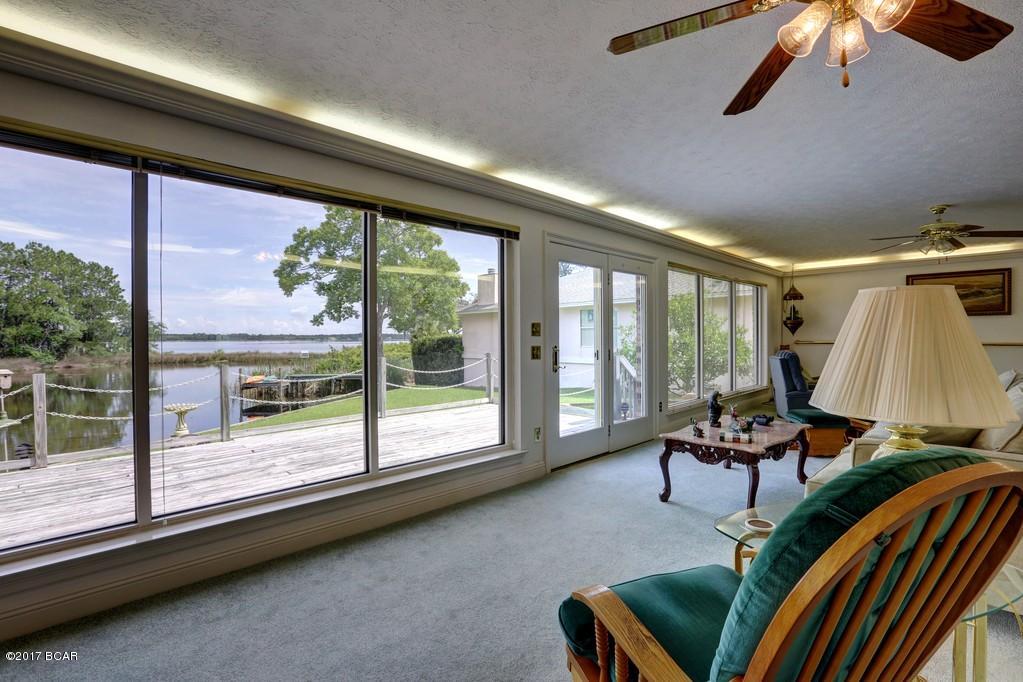 Tropical Bay - Residential