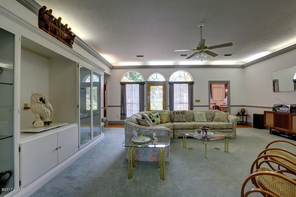 Tropical Bay - Residential