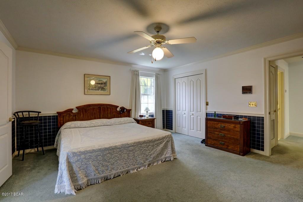 Tropical Bay - Residential