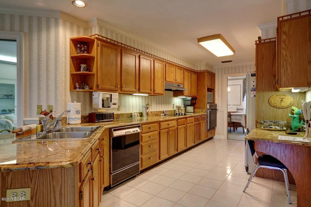 Tropical Bay - Residential