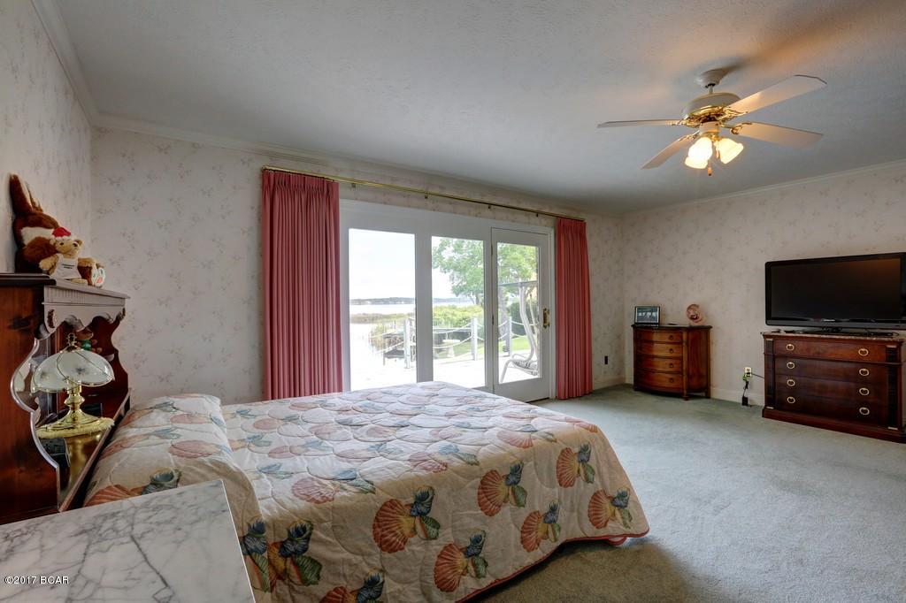 Tropical Bay - Residential