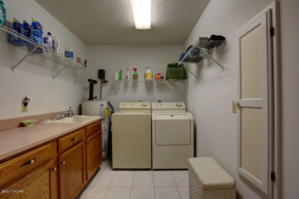 Tropical Bay - Residential