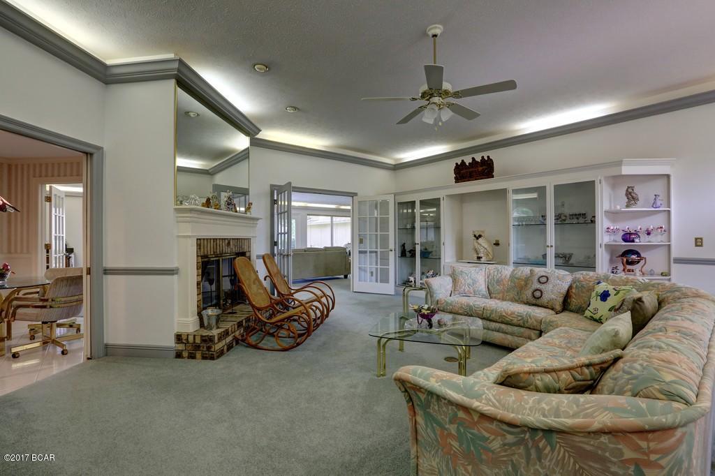 Tropical Bay - Residential