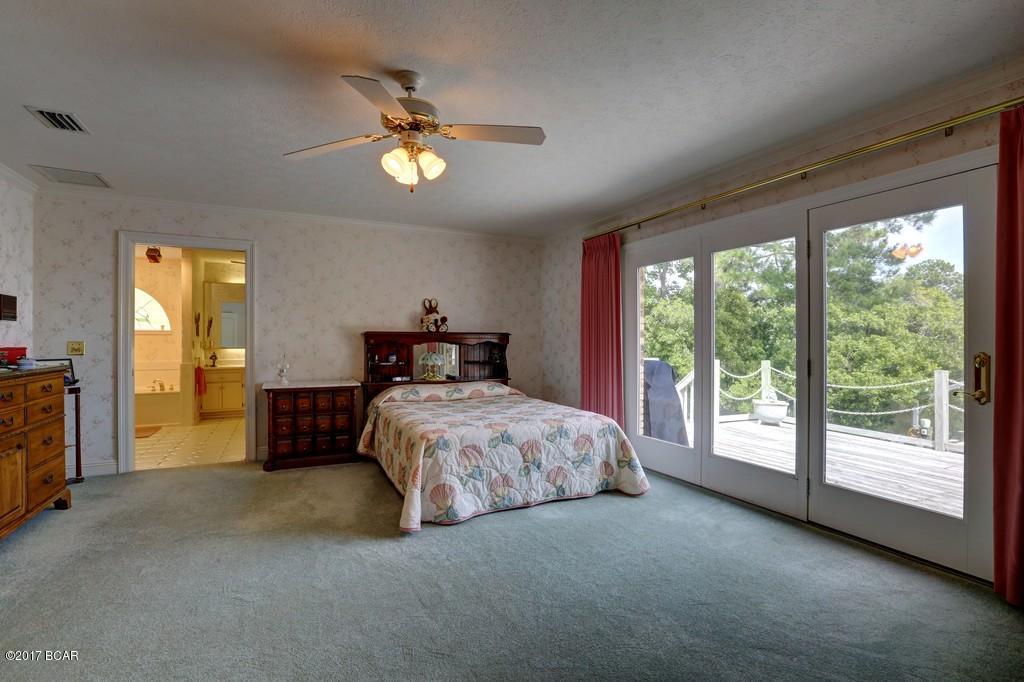 Tropical Bay - Residential