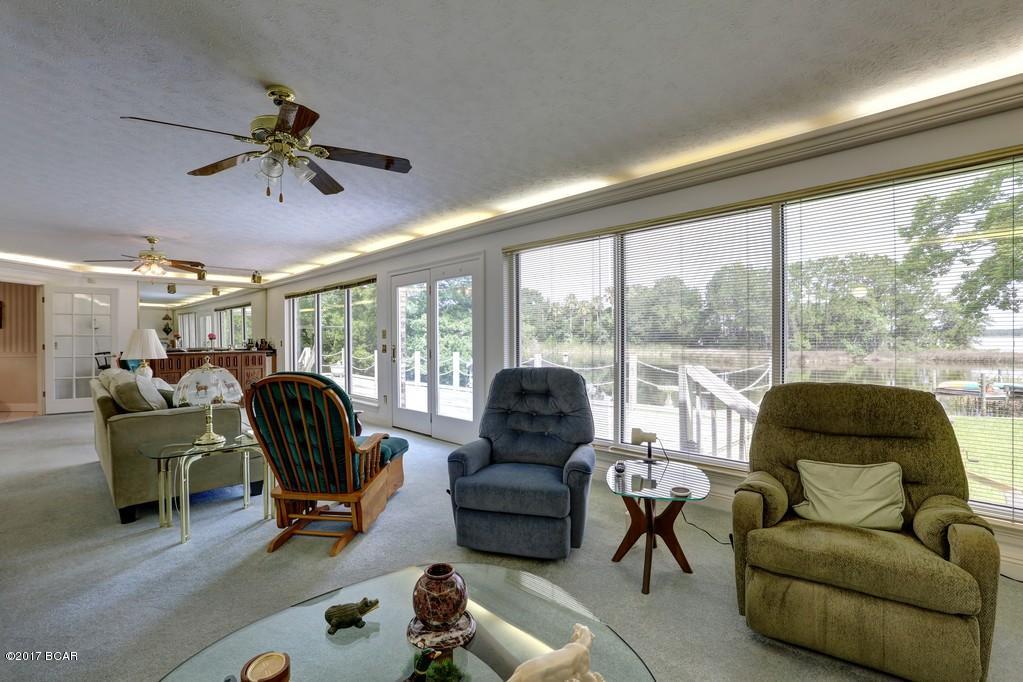 Tropical Bay - Residential