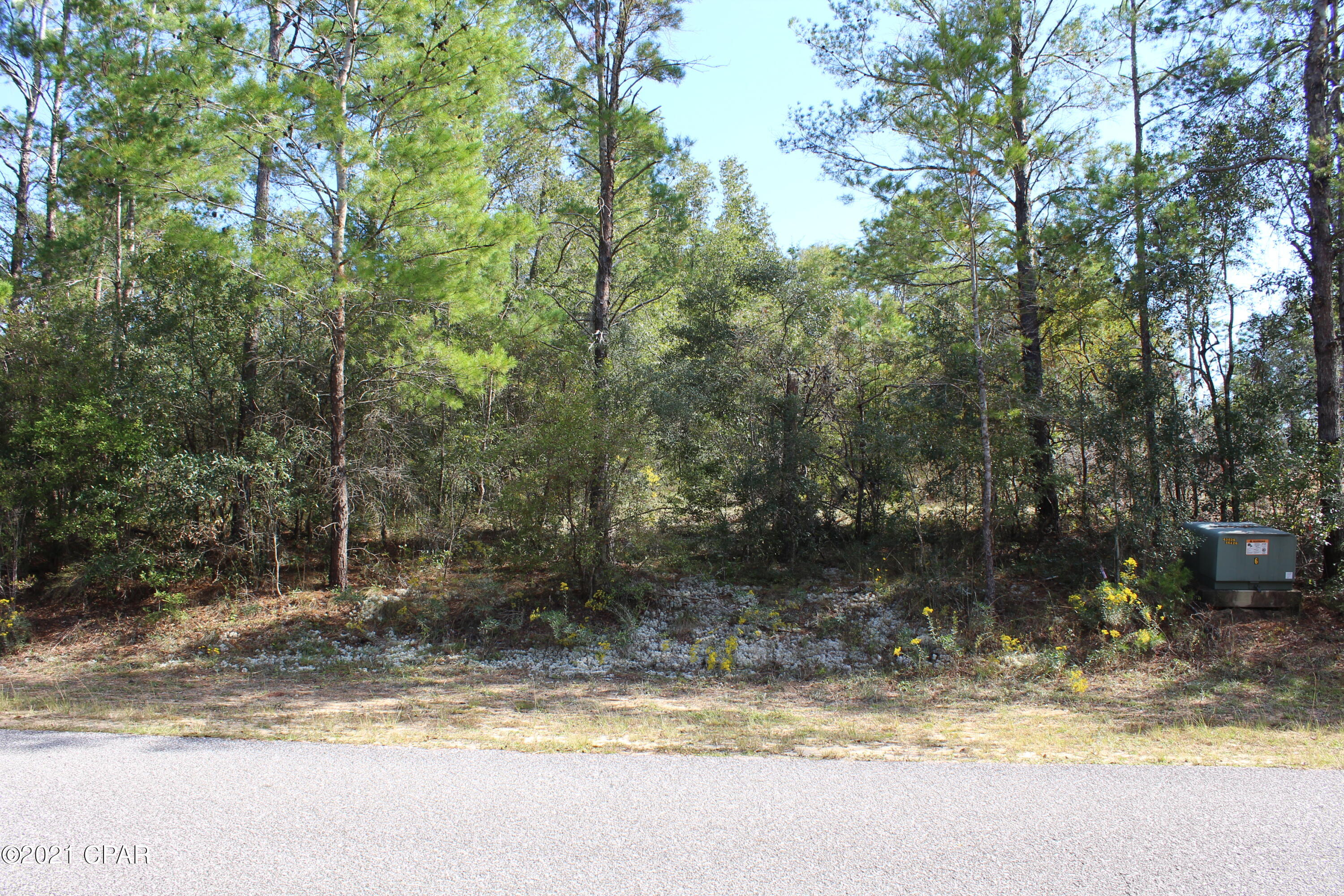 Paradise Lakes - Land