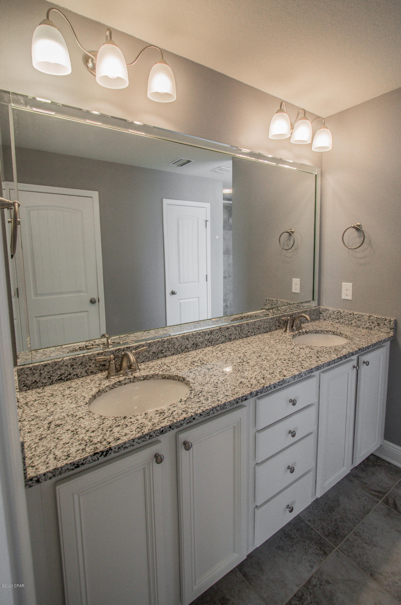 Magnolia Bay Club - Residential