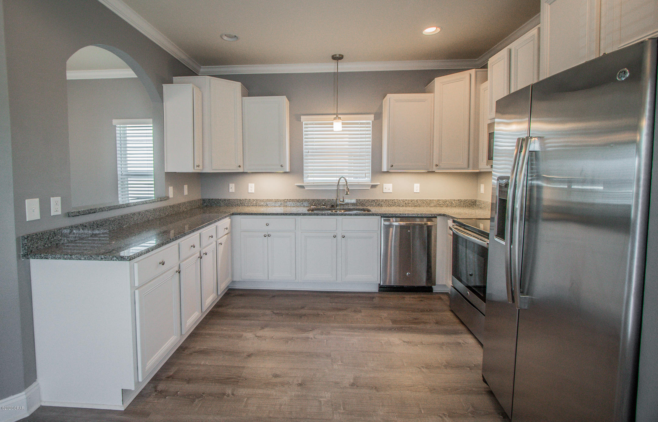 Magnolia Bay Club - Residential