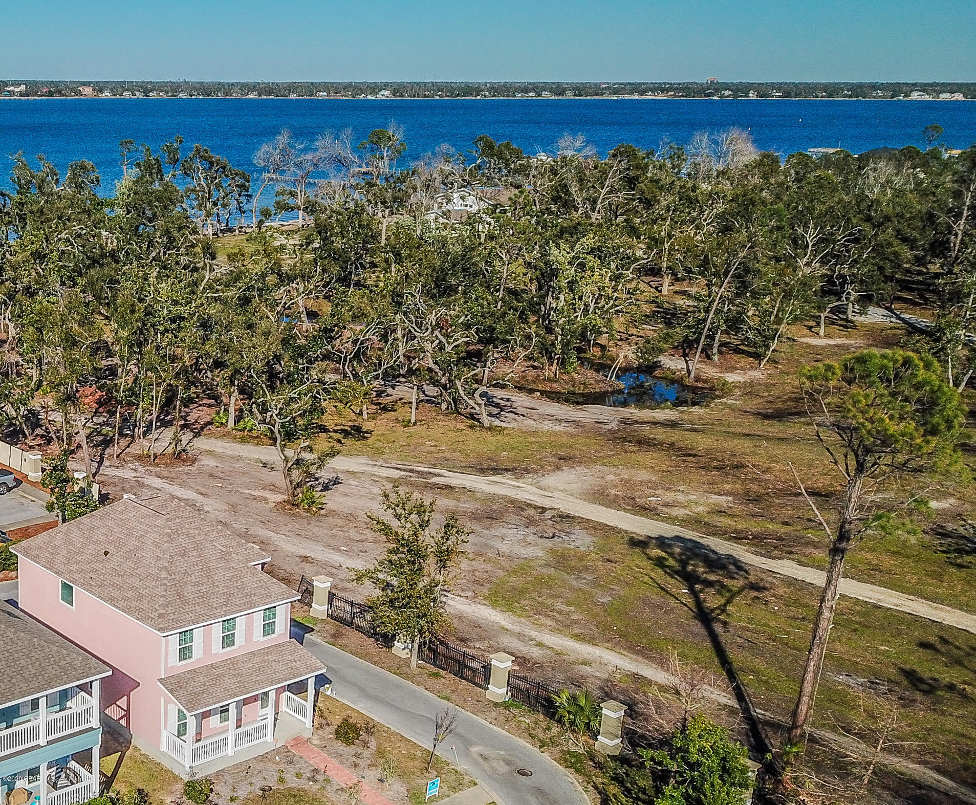 Magnolia Bay Club - Residential