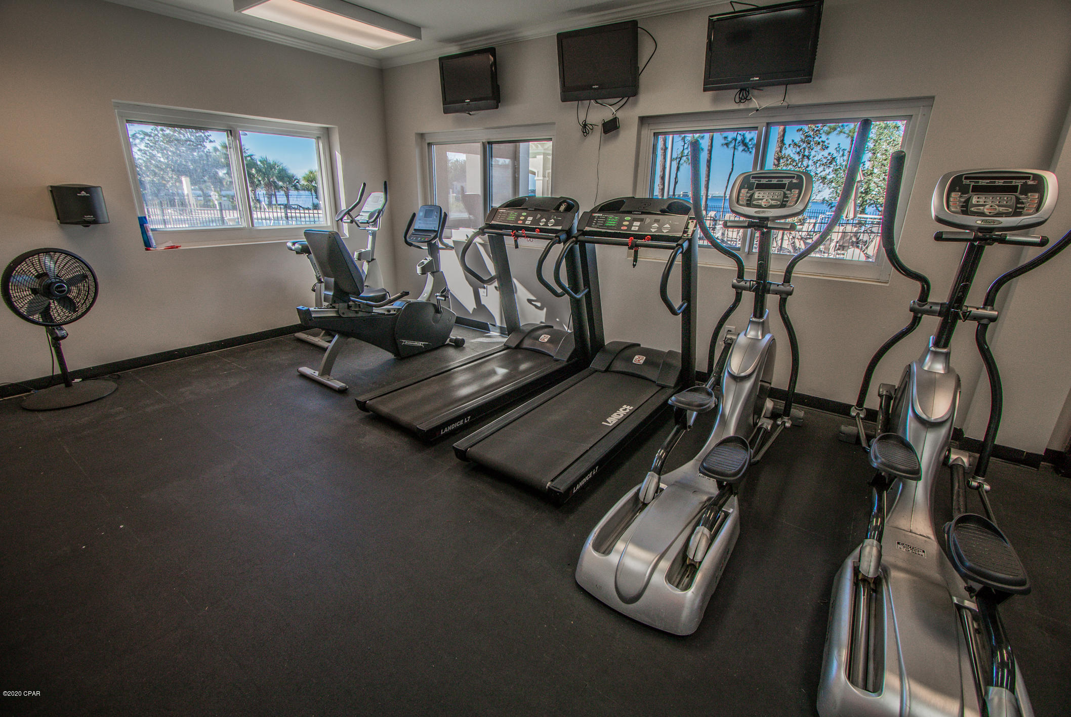 Magnolia Bay Club - Residential