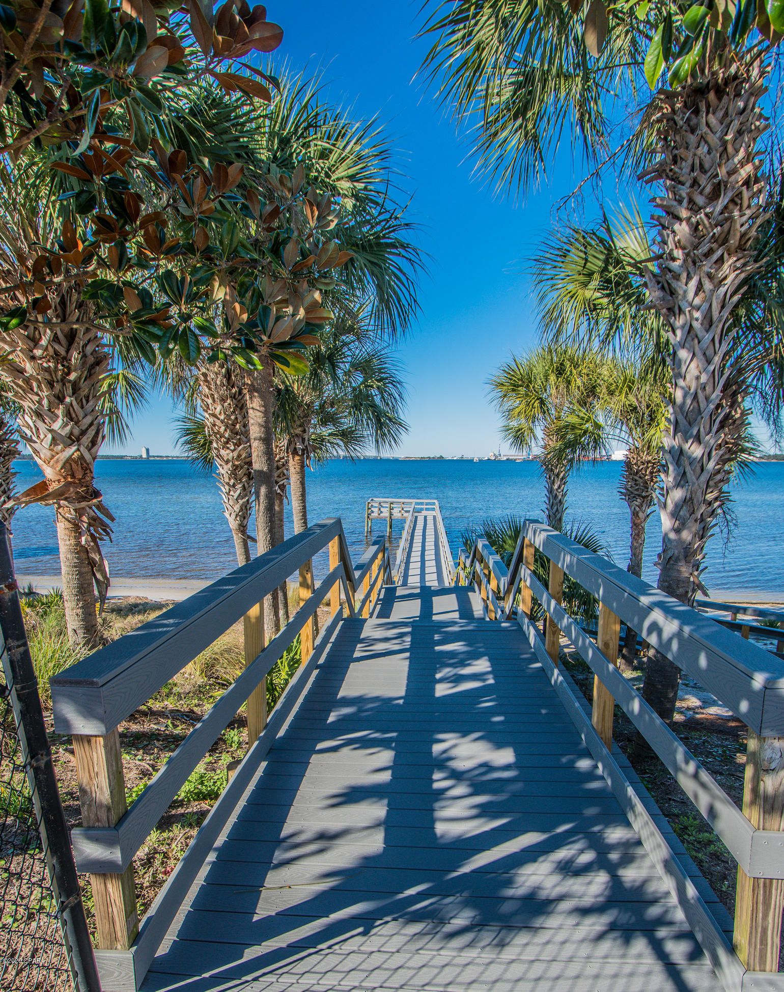 Magnolia Bay Club - Residential