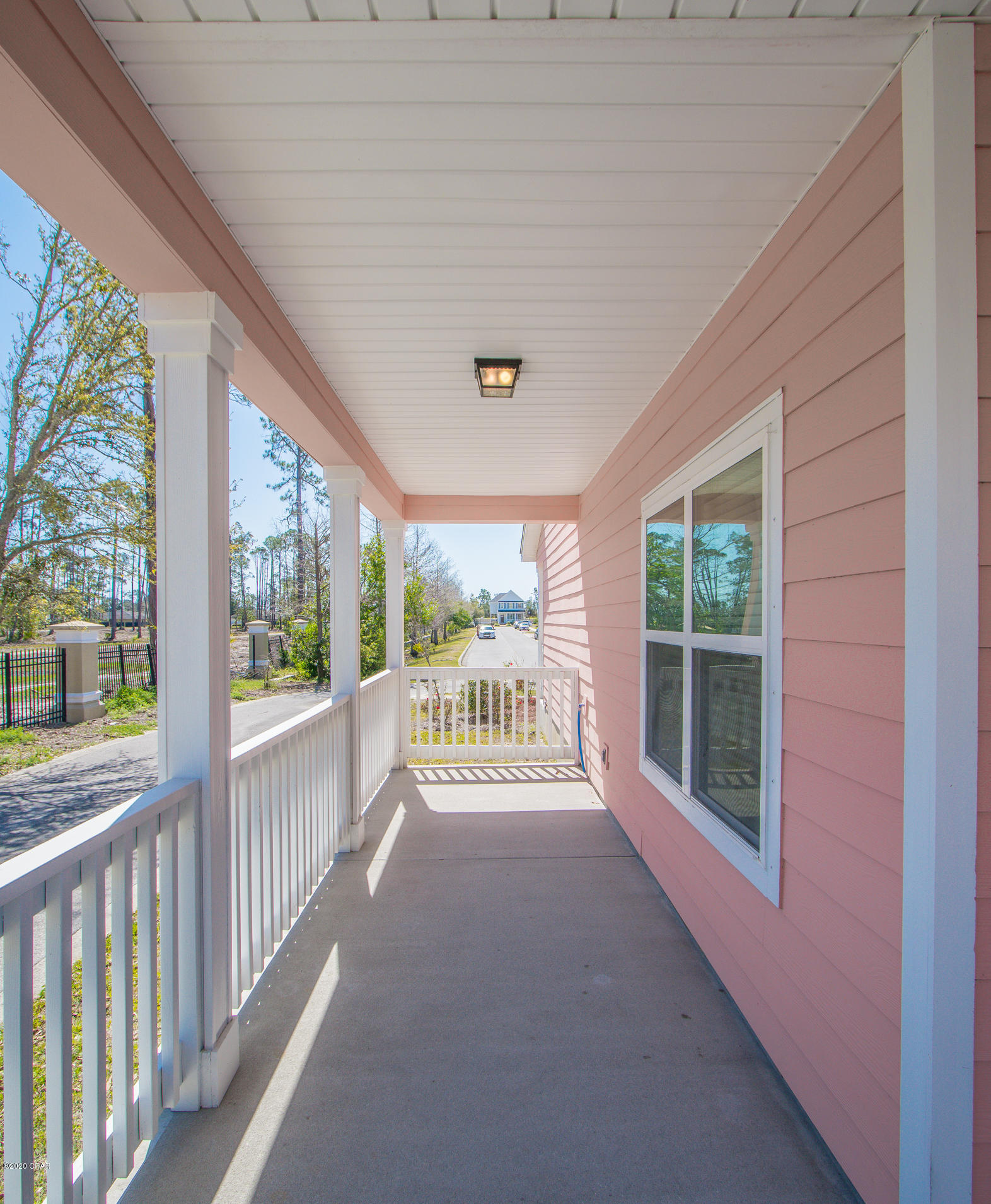 Magnolia Bay Club - Residential