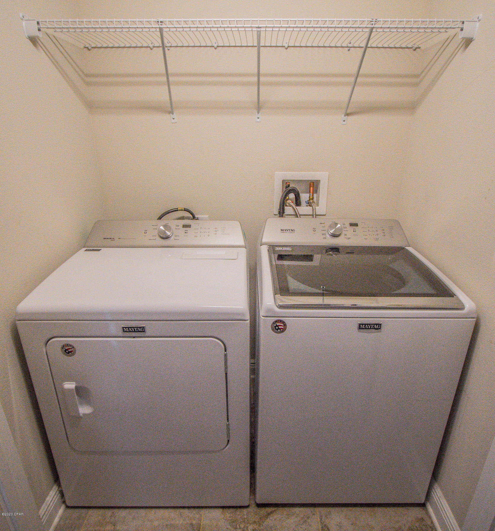 Magnolia Bay Club - Residential