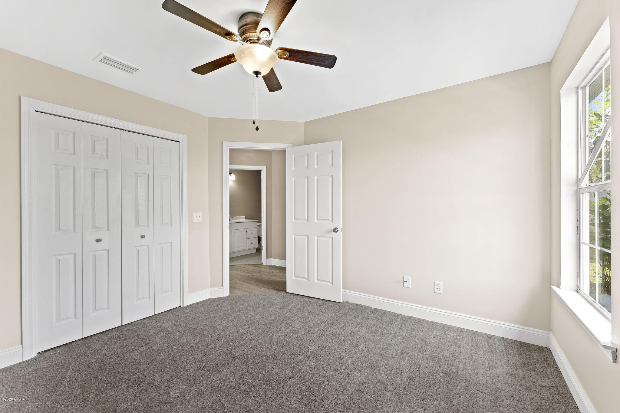 Hickory Manor - Residential