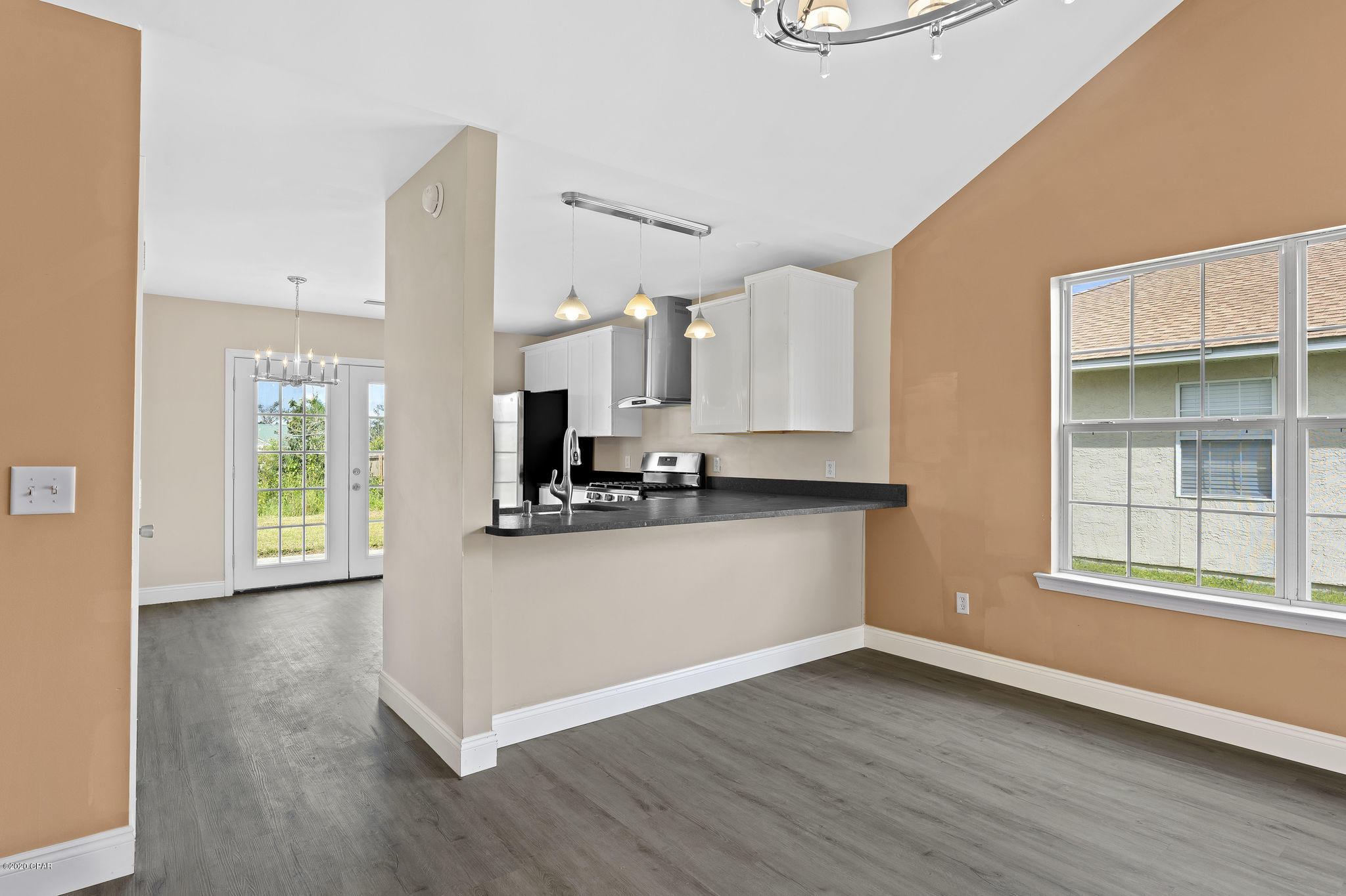 Hickory Manor - Residential