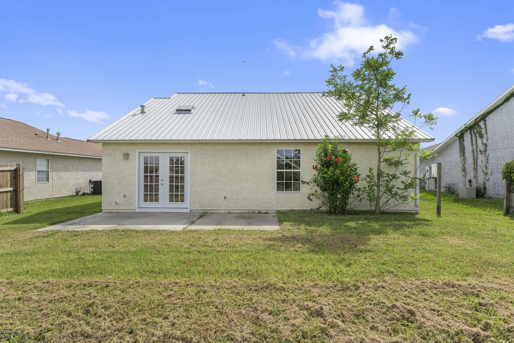 Hickory Manor - Residential