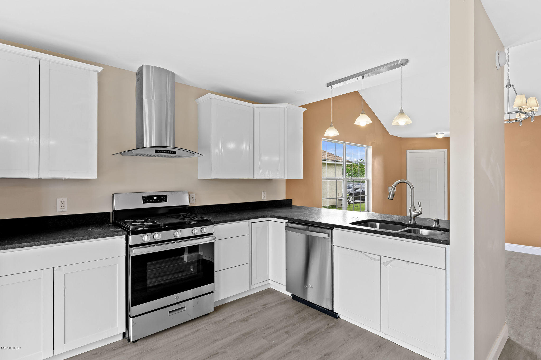 Hickory Manor - Residential