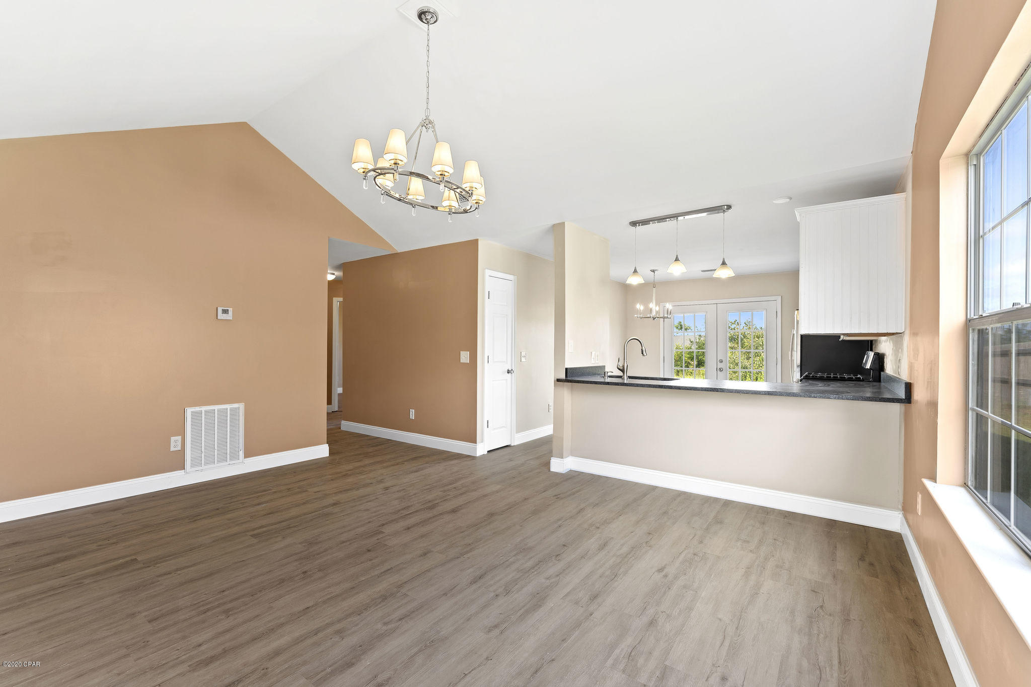 Hickory Manor - Residential