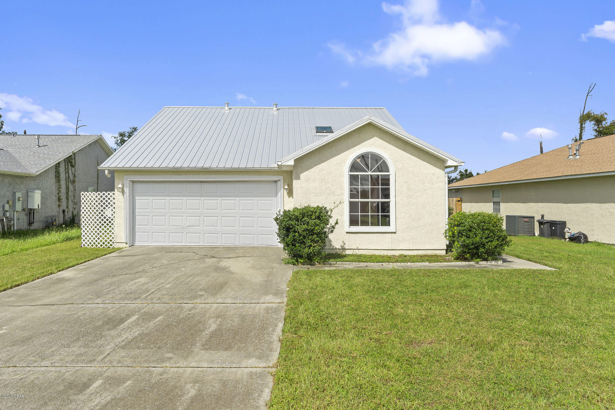 Hickory Manor - Residential