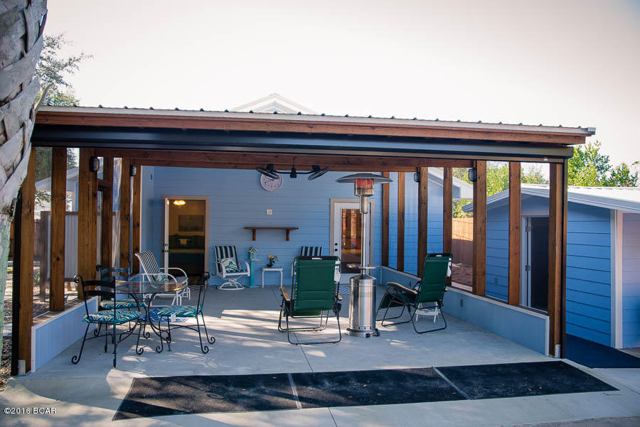 Laguna Beach Estates 7th Add - Residential