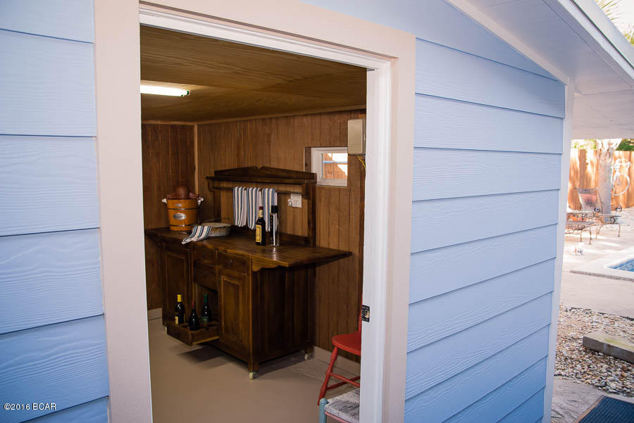 Laguna Beach Estates 7th Add - Residential