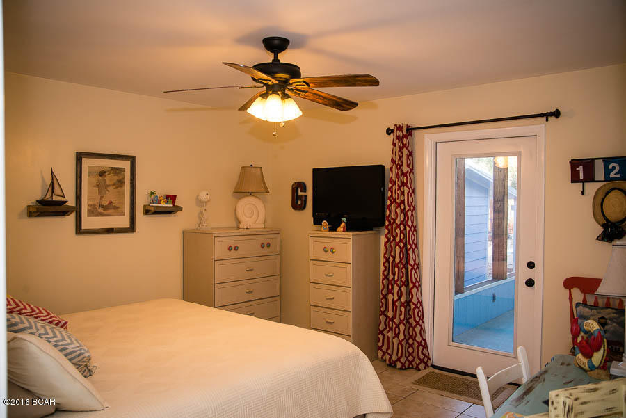 Laguna Beach Estates 7th Add - Residential