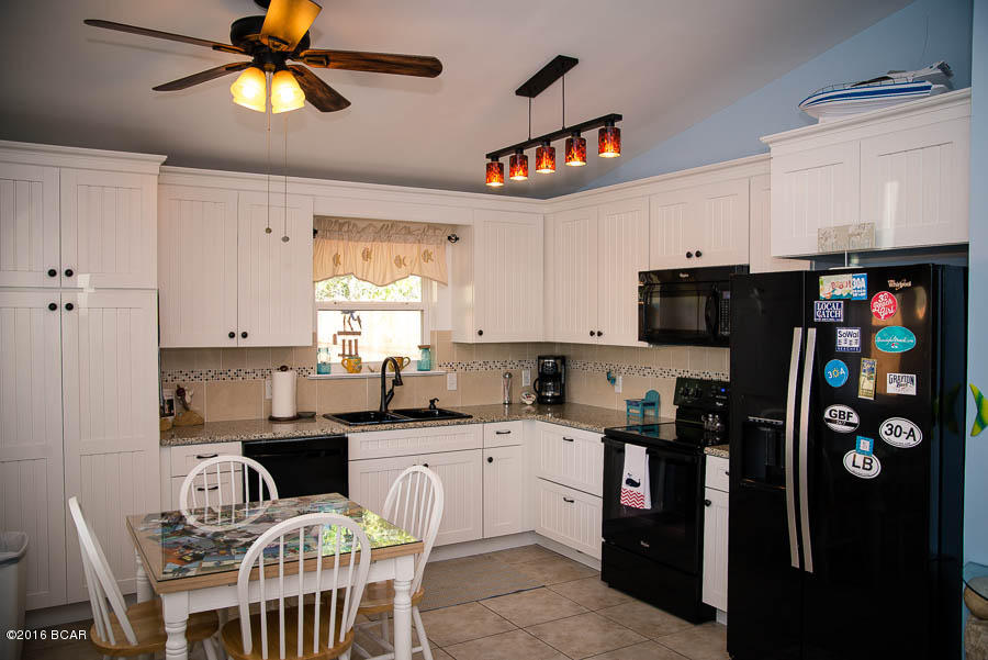 Laguna Beach Estates 7th Add - Residential