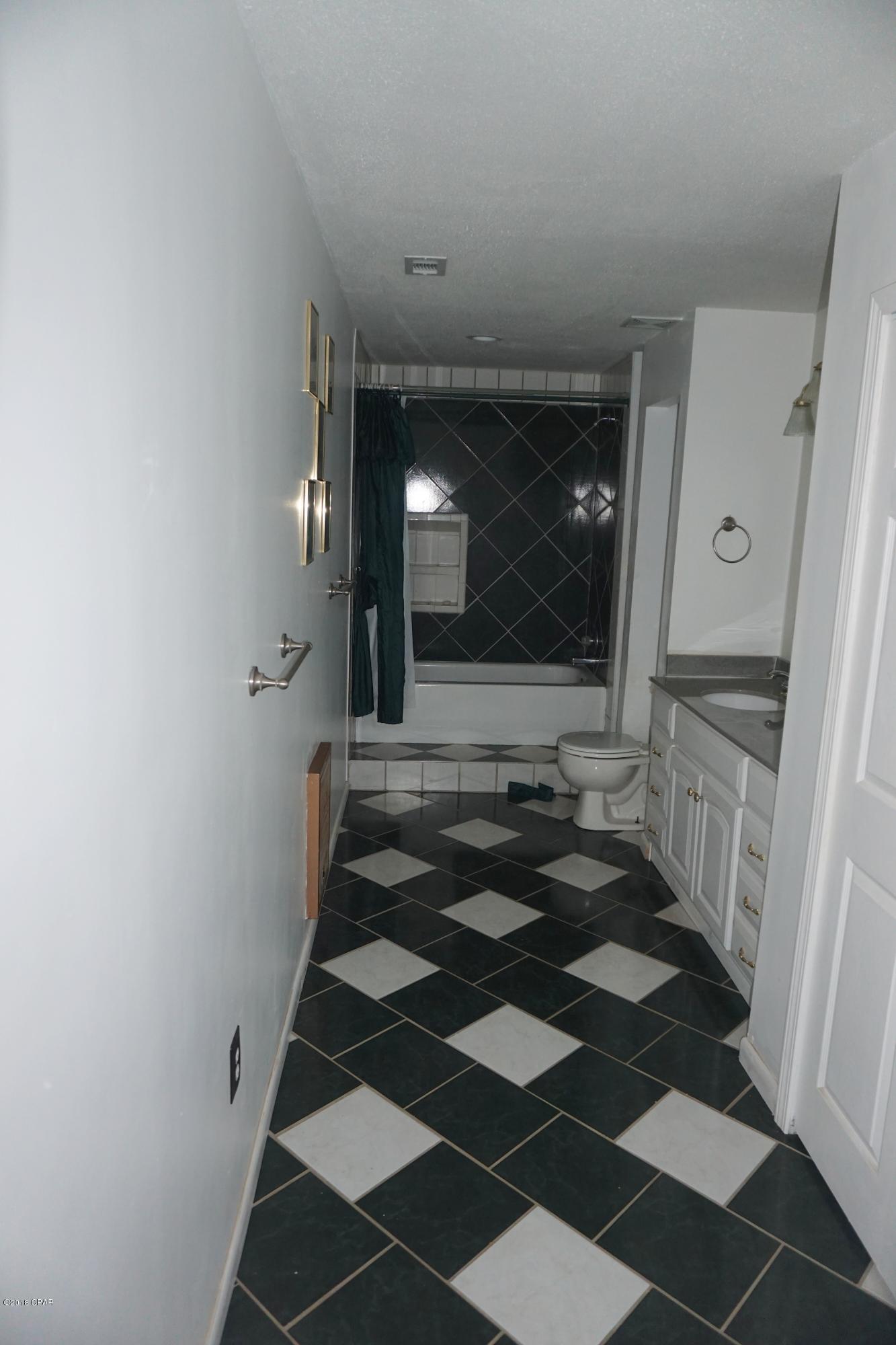 Silver Lake - Residential