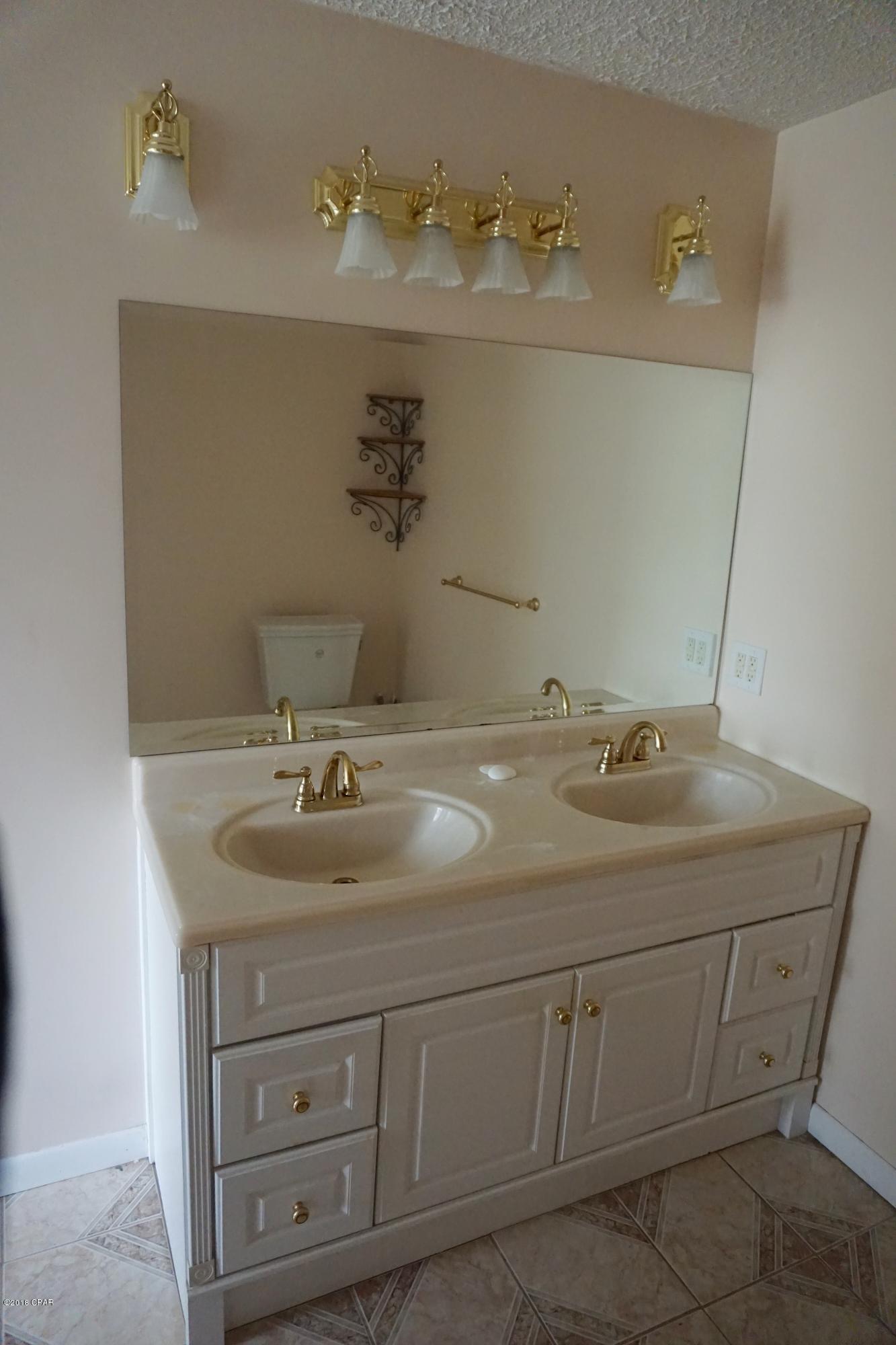 Silver Lake - Residential