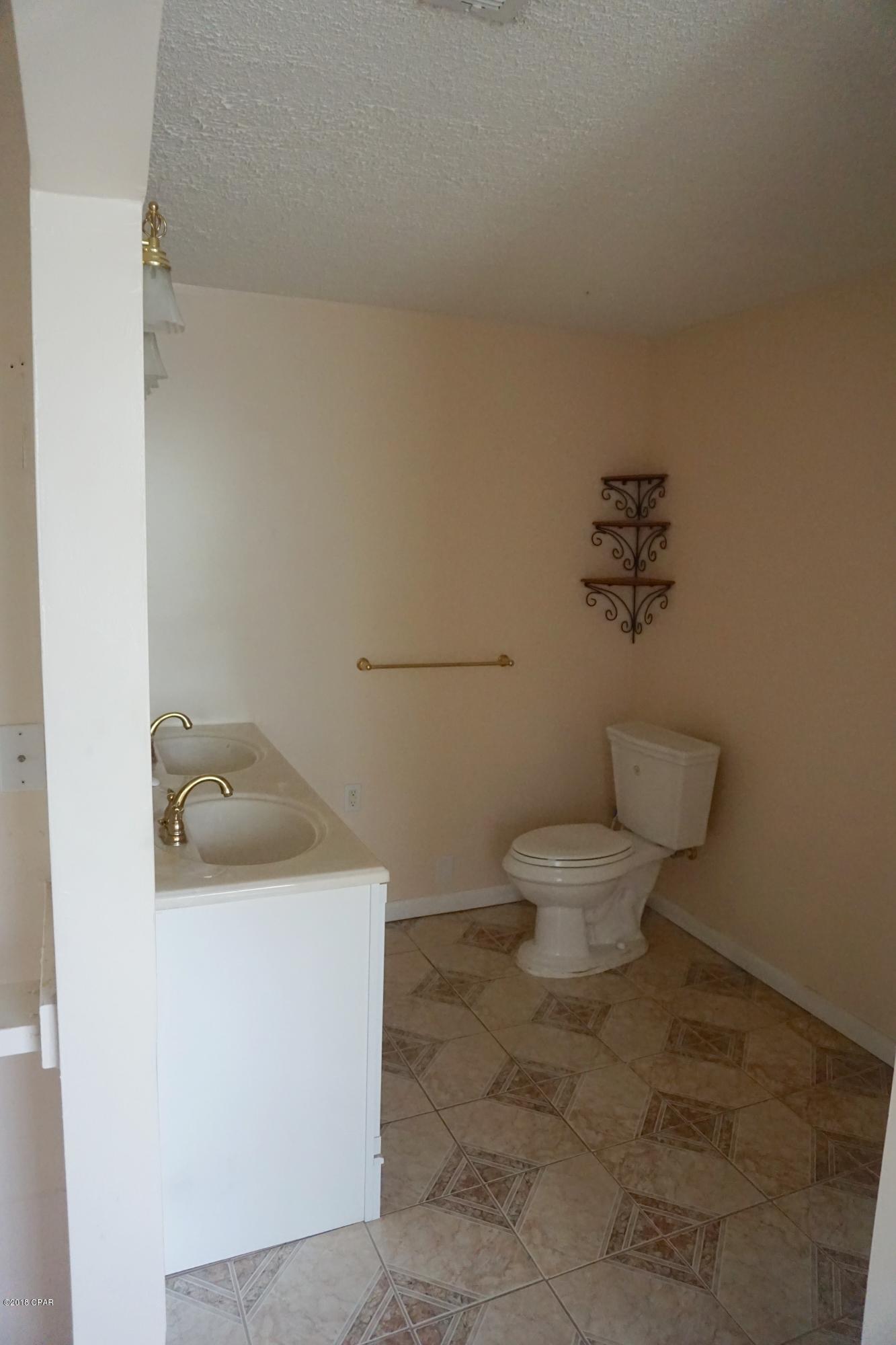 Silver Lake - Residential