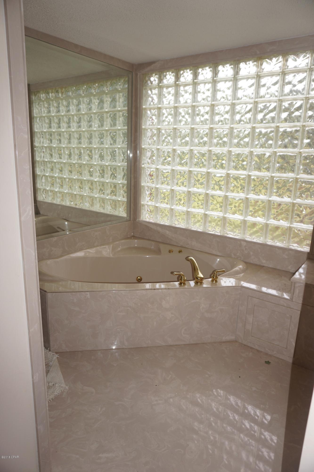 Silver Lake - Residential