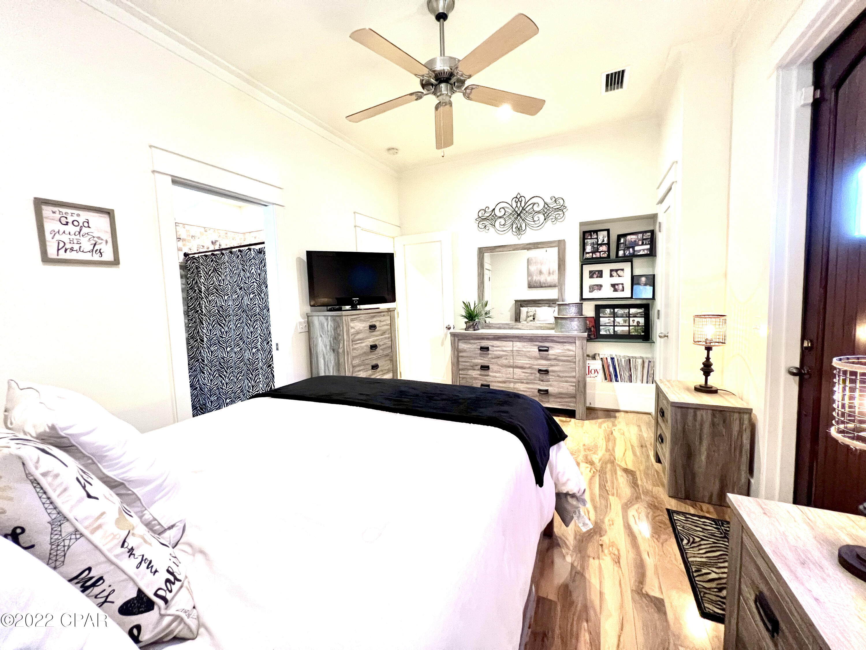 Sanctuary Beach - Residential