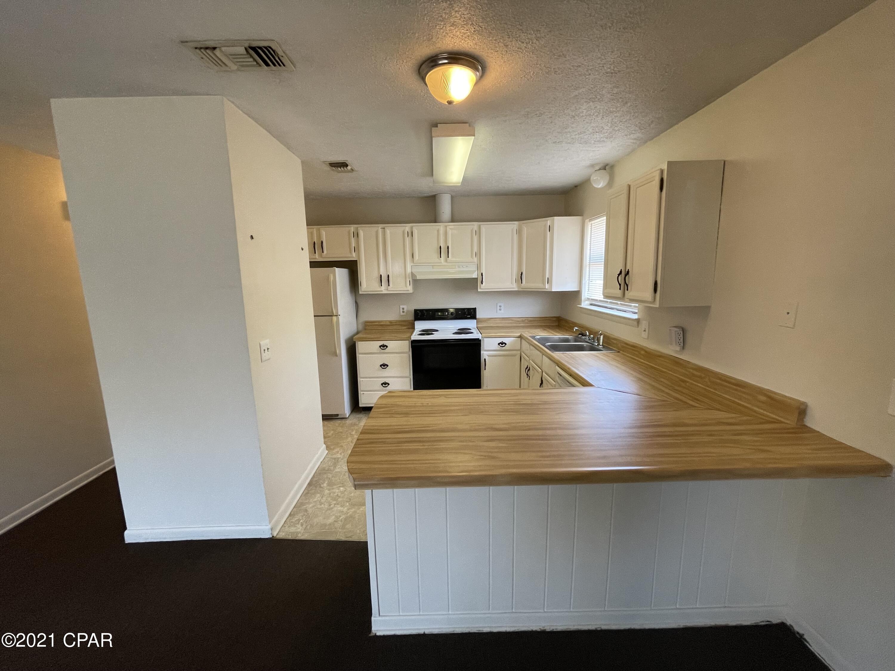 Bel Air - Residential