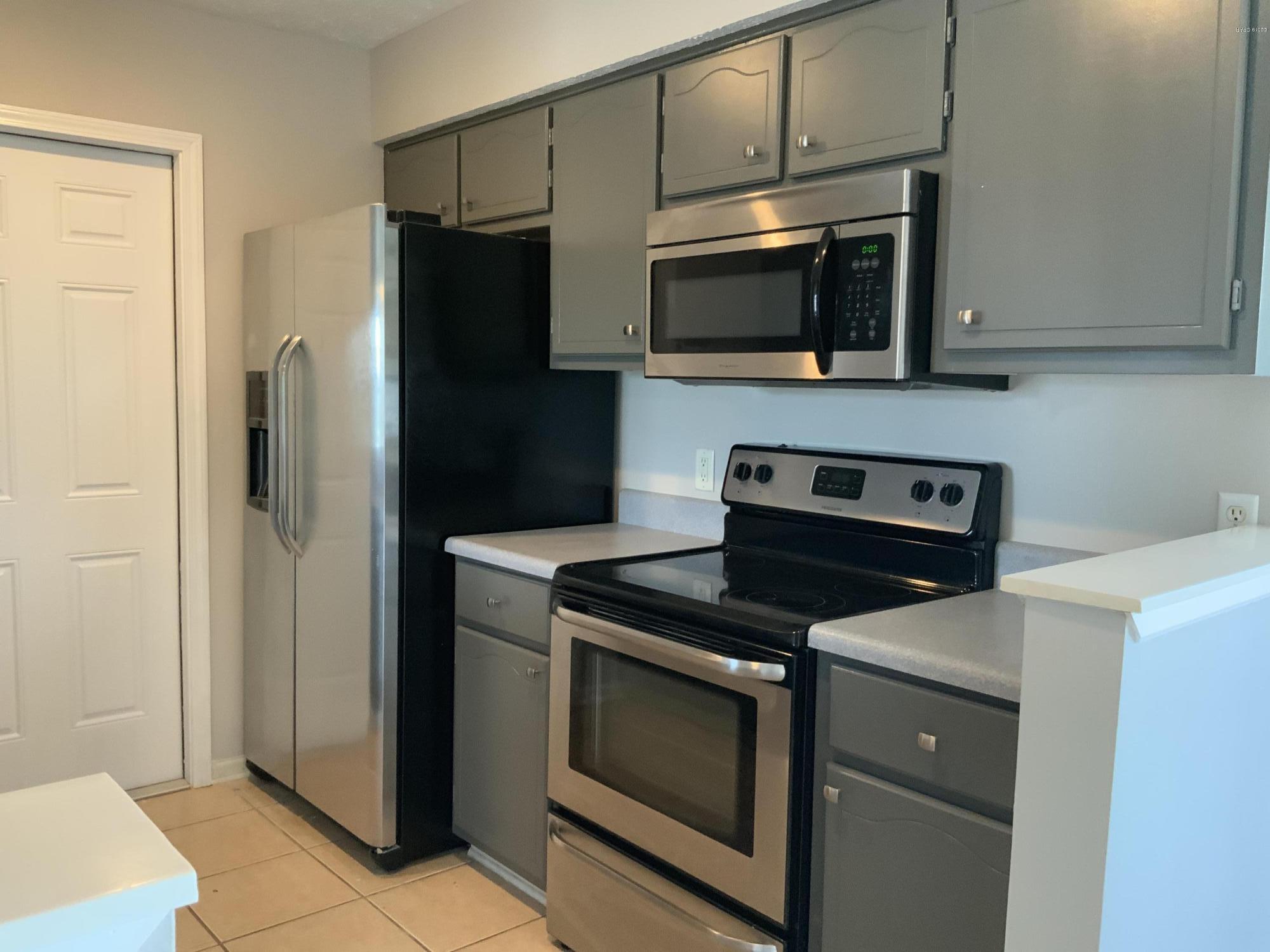 Lynn Pointe South - Residential