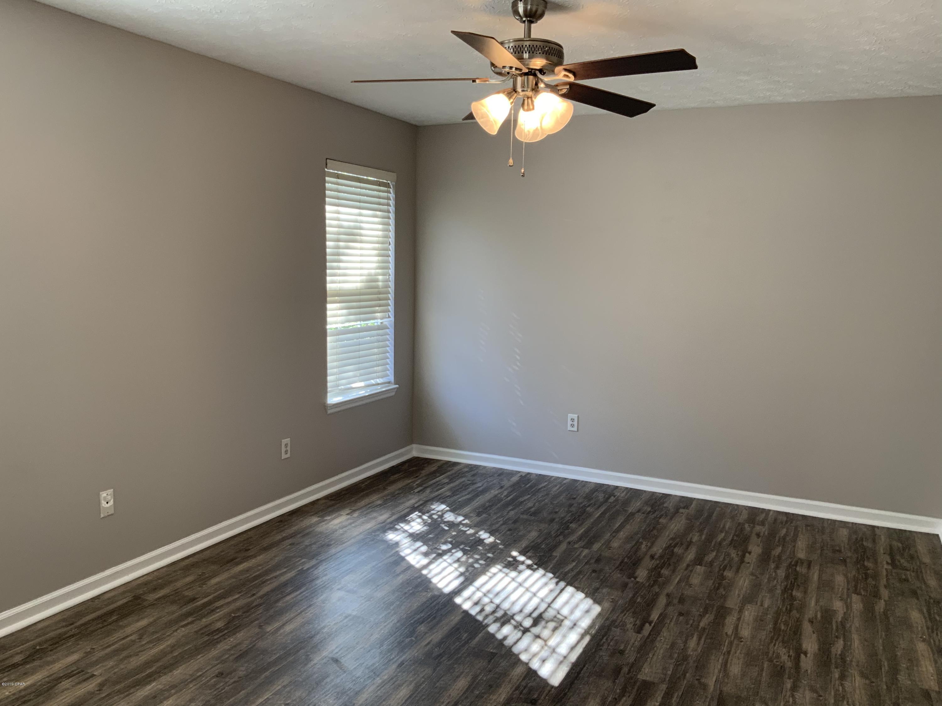 Lynn Pointe South - Residential