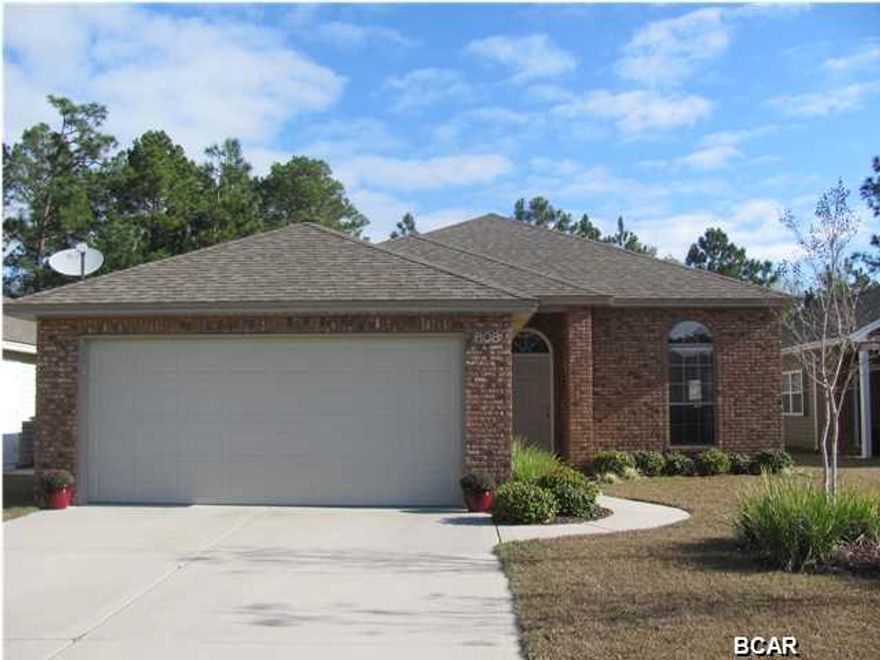 Brookwood Estates-3BR 2BA brick home with 2 car garage, open living area, spacious kitchen w/breakfast bar and patio for entertaining. Carpet and tile throughout. Close to shopping & restaurants. Pets Negotiable (Limited to 2 small pets)!
