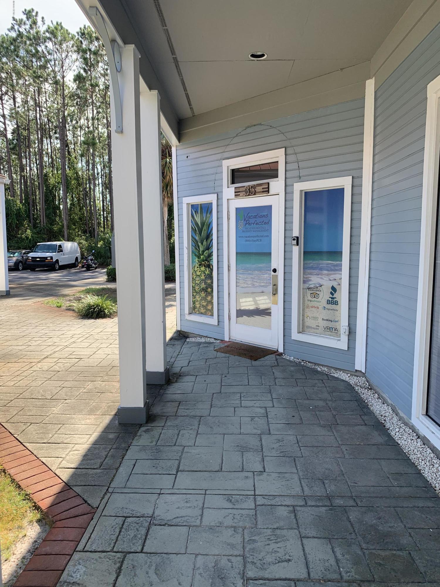 Promenade Shopping Mall - Commercial Lease