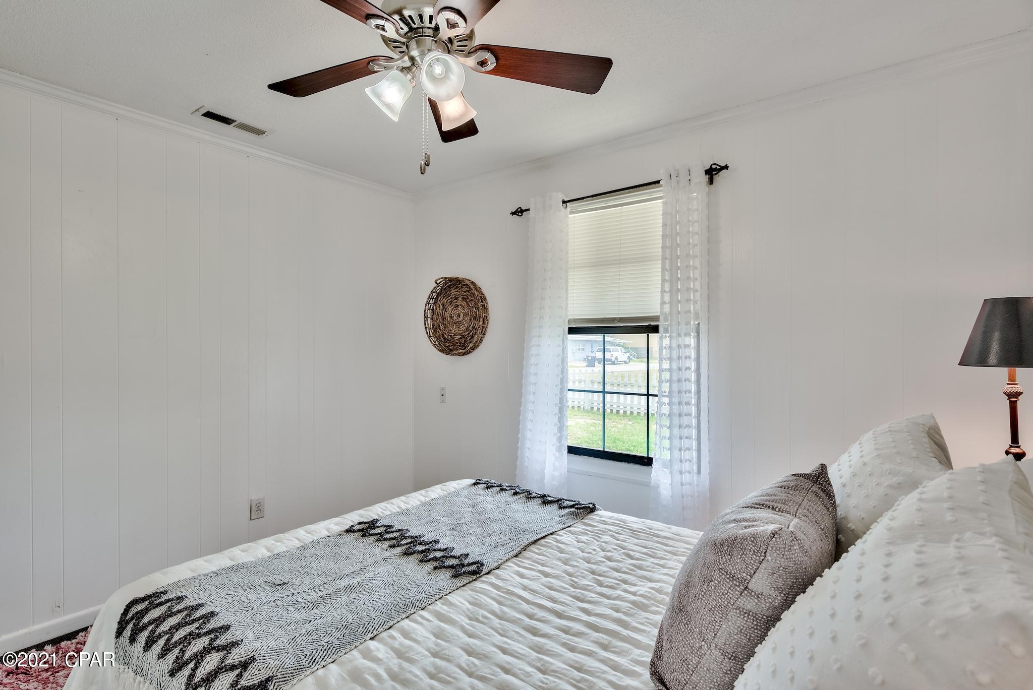 Laguna Beach Estates 2nd Add - Residential