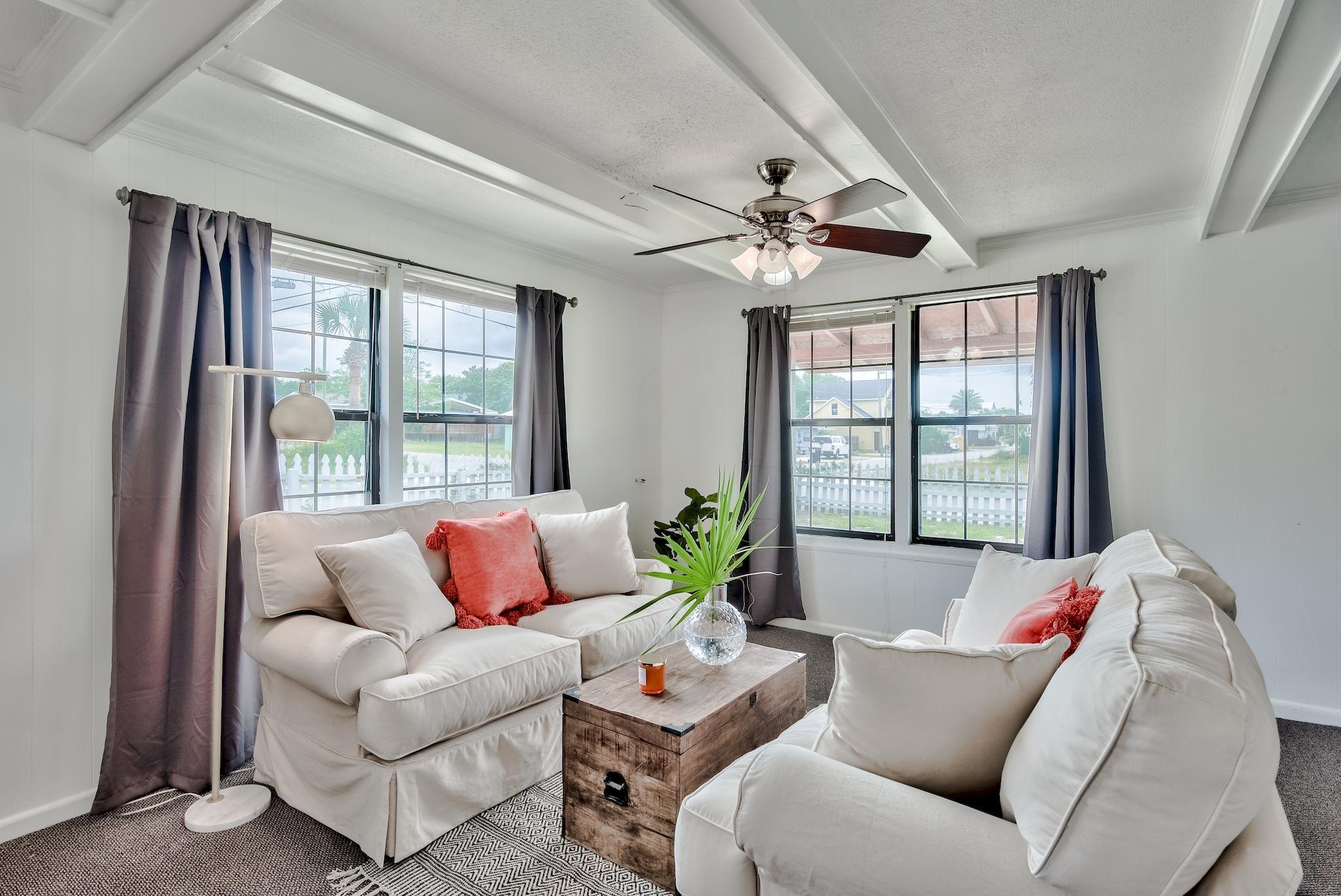 Laguna Beach Estates 2nd Add - Residential