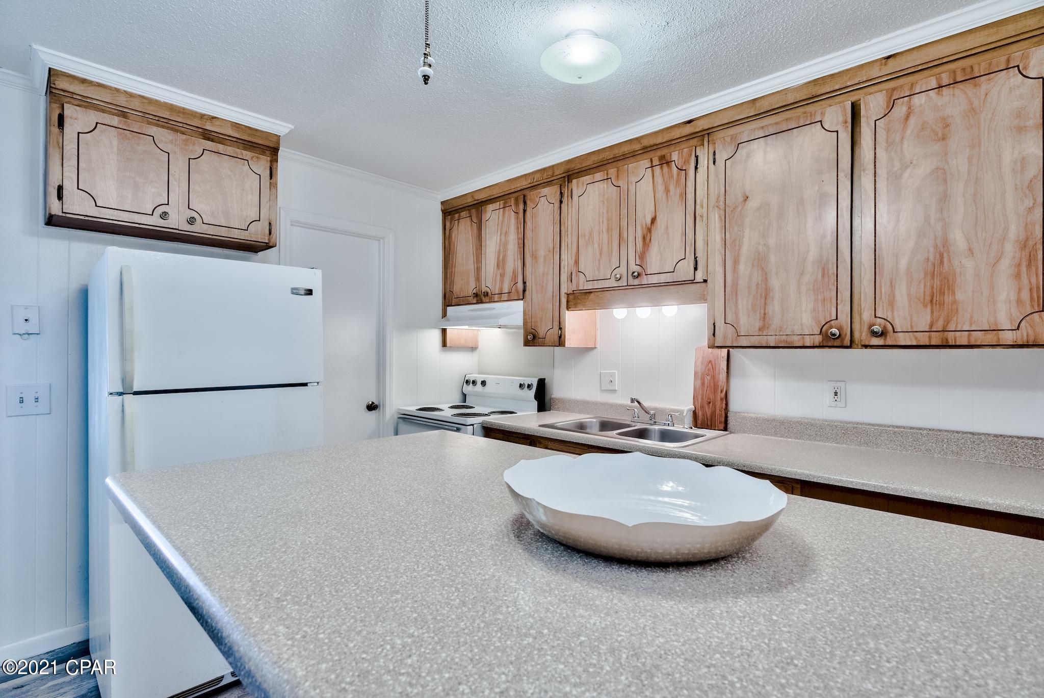 Laguna Beach Estates 2nd Add - Residential