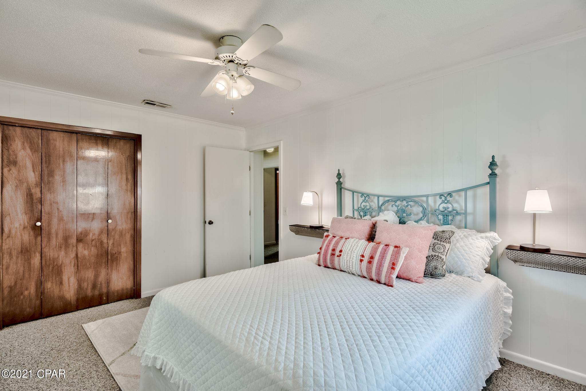 Laguna Beach Estates 2nd Add - Residential