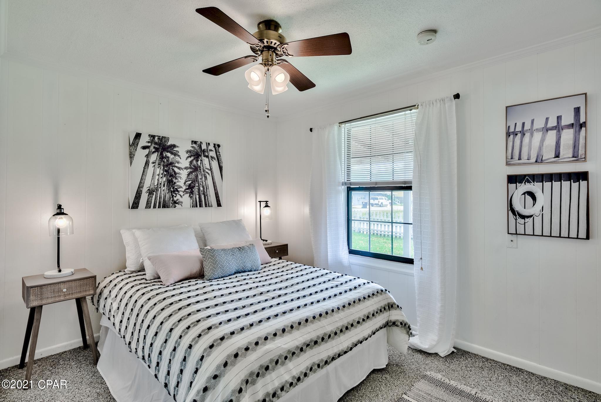 Laguna Beach Estates 2nd Add - Residential